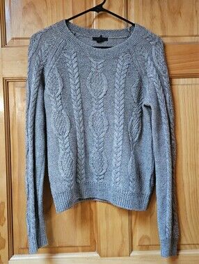 H&M Gray Cable Knit Crewneck Sweater